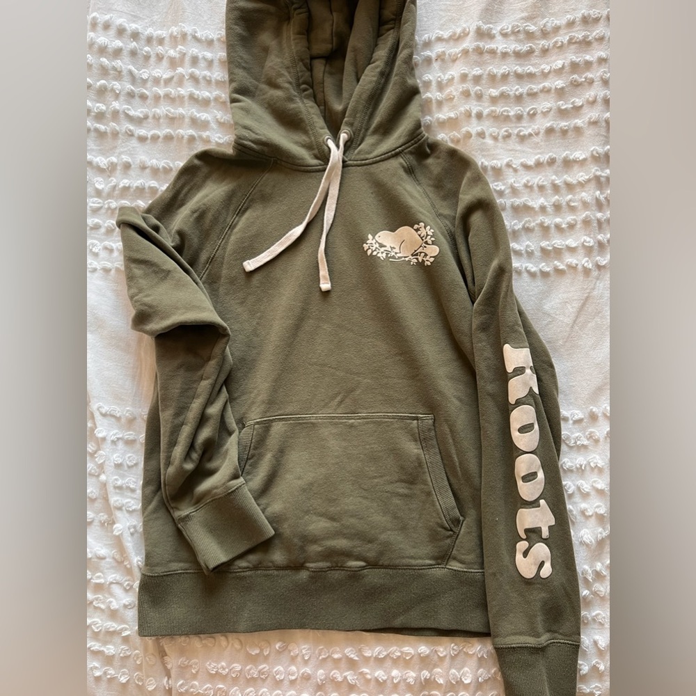 Roots Canada pull over hoodie